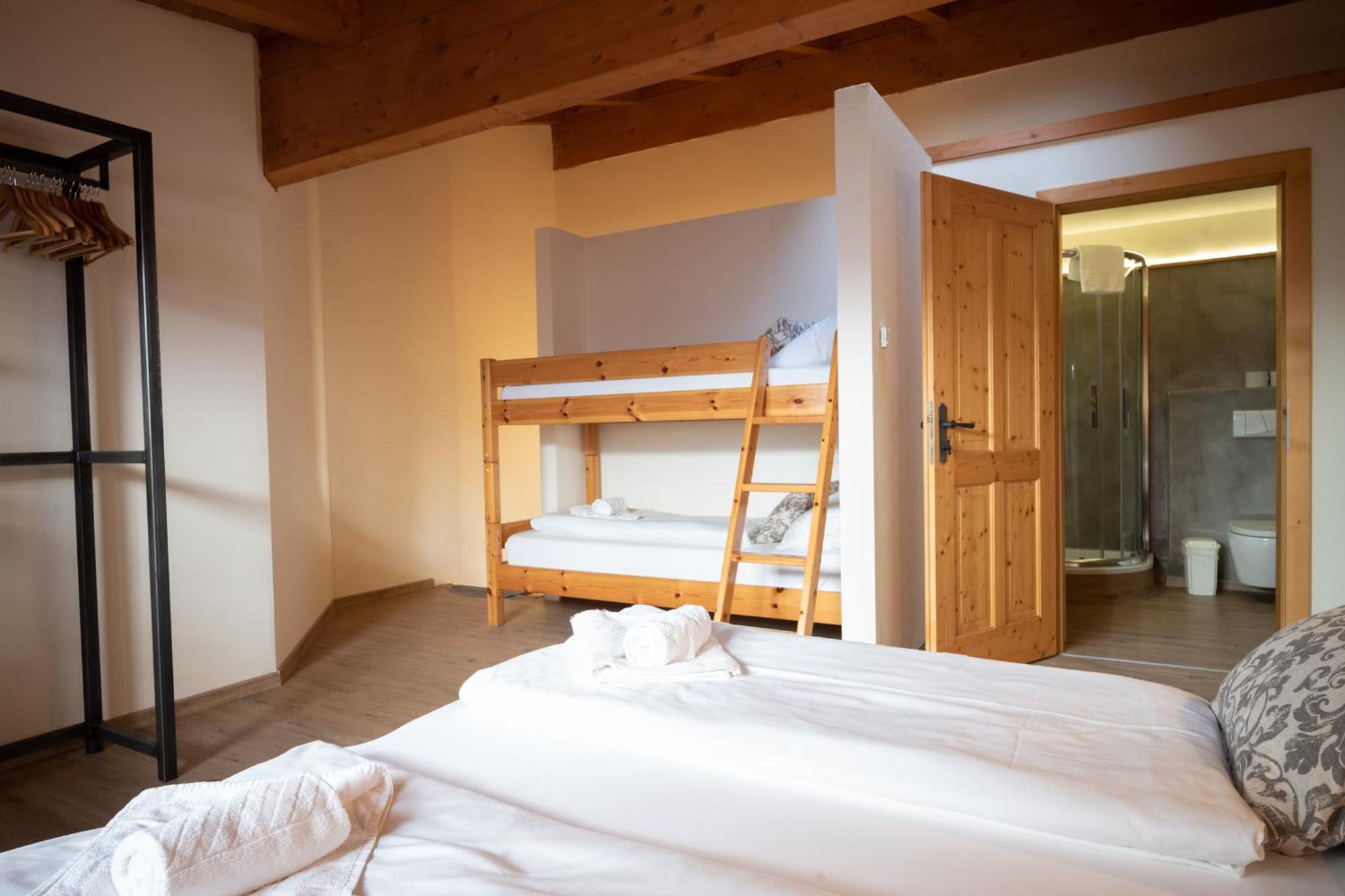 Landhaus Lodges Kaprun By We Rent 客房 照片